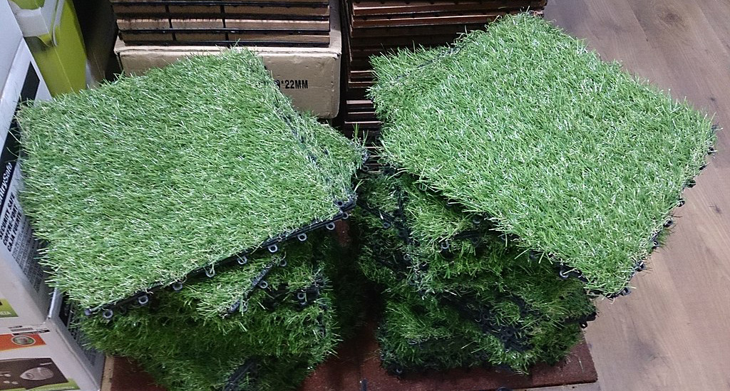 Piles of astroturf